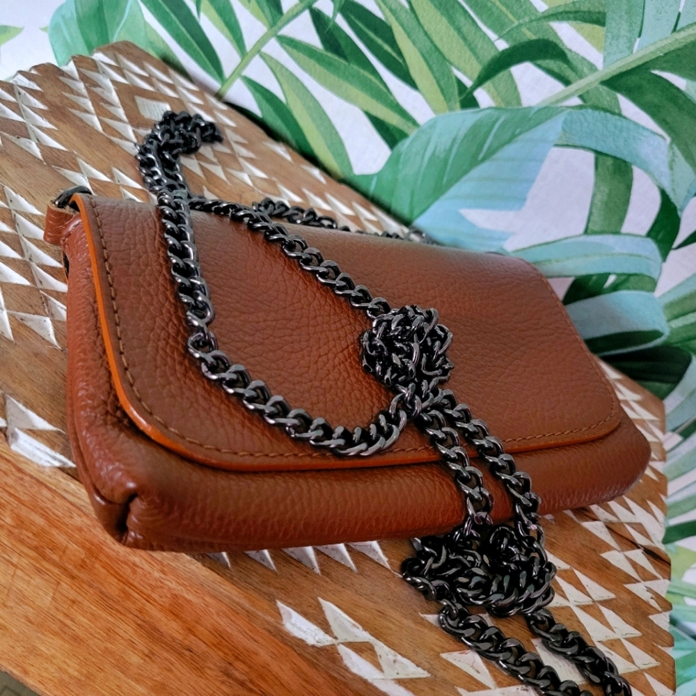 Real Leather bag w. Optional chain